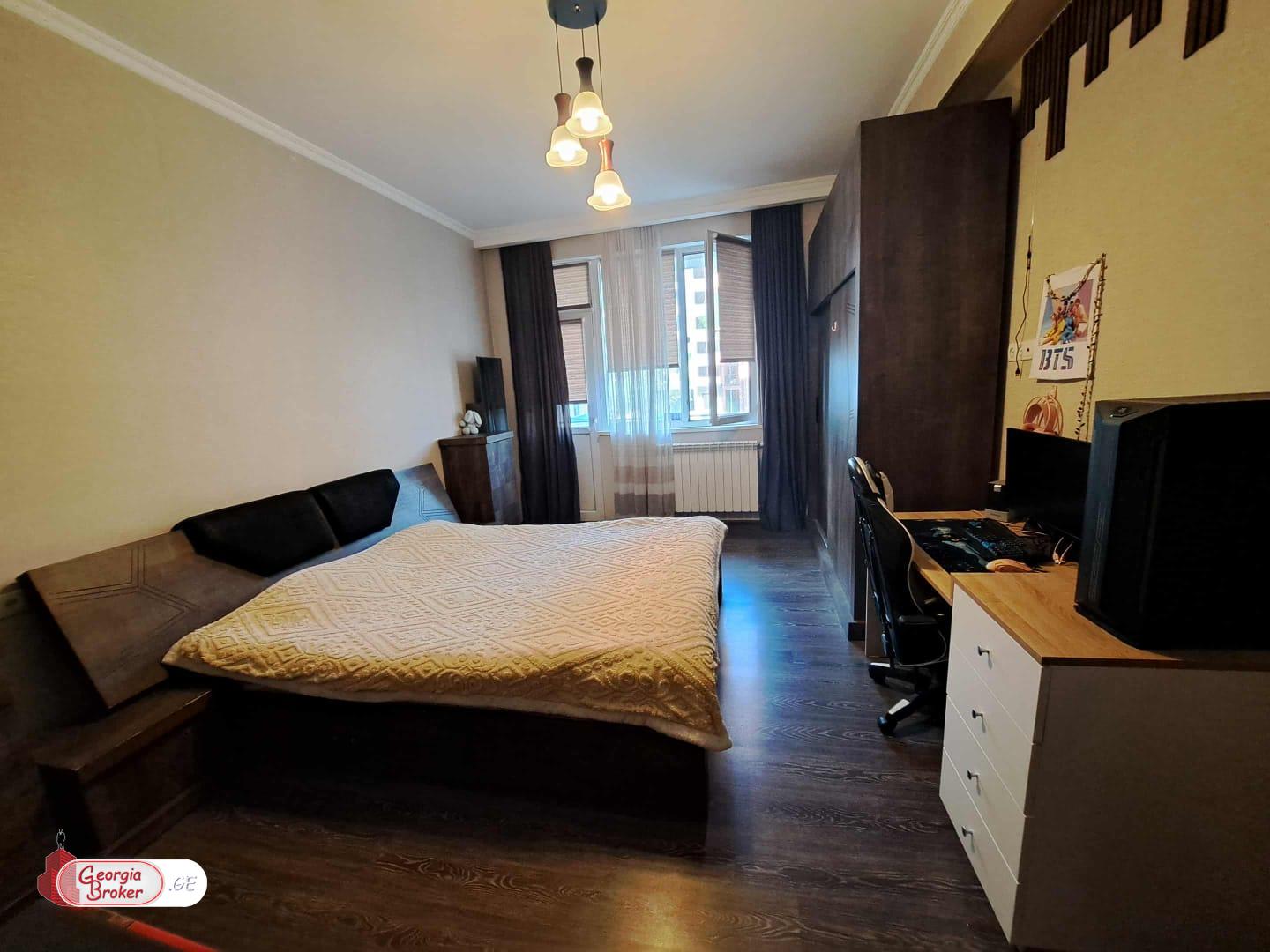 nearly repaired 3-room apartment for sale